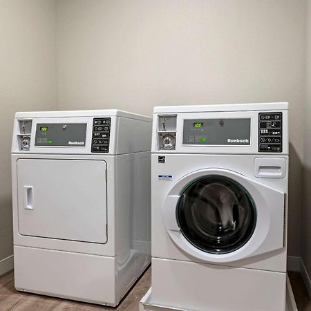 Mainstay Suites Cincinnati University - Uptown ภายนอก รูปภาพ