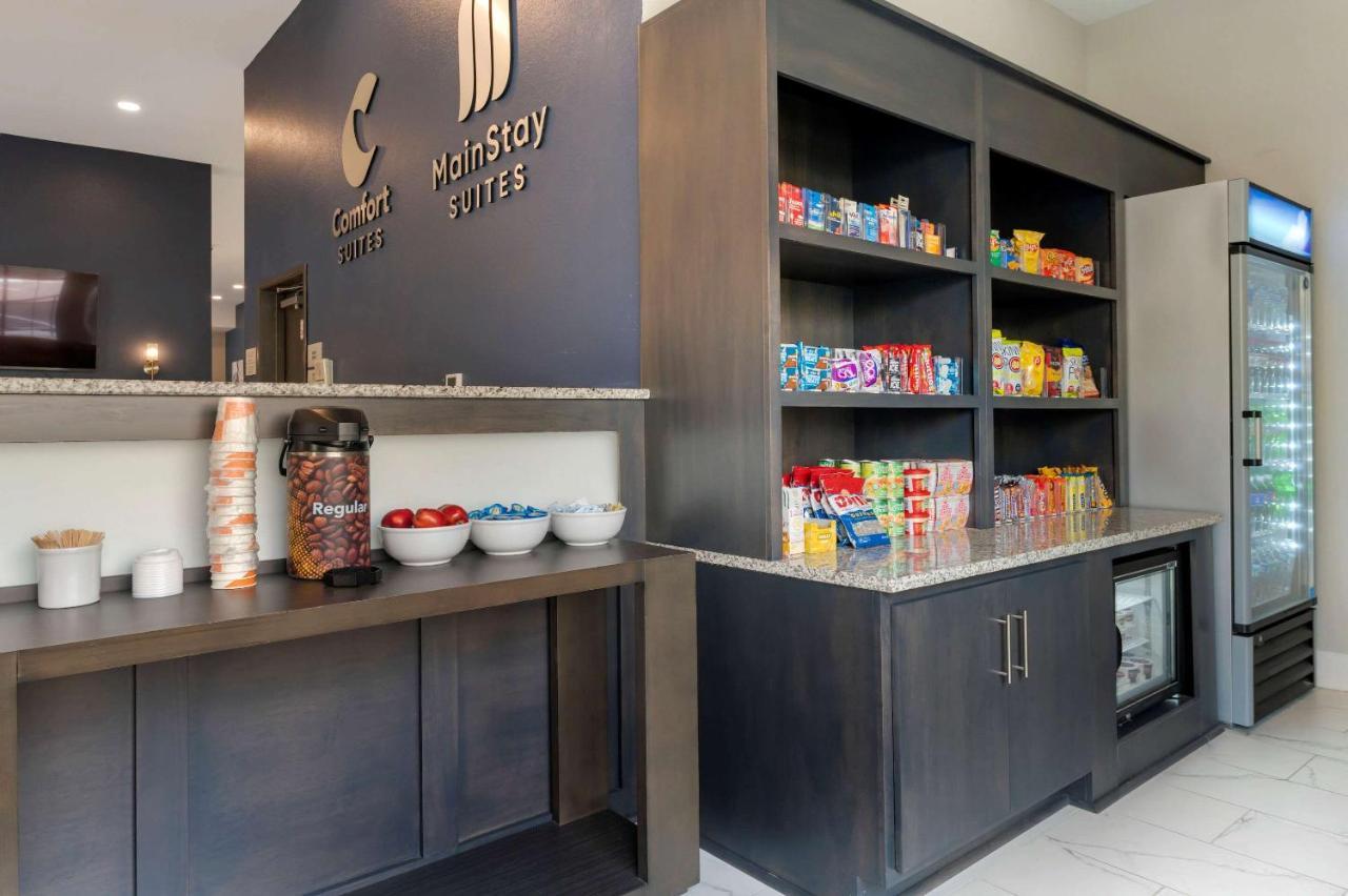 Mainstay Suites Cincinnati University - Uptown ภายนอก รูปภาพ