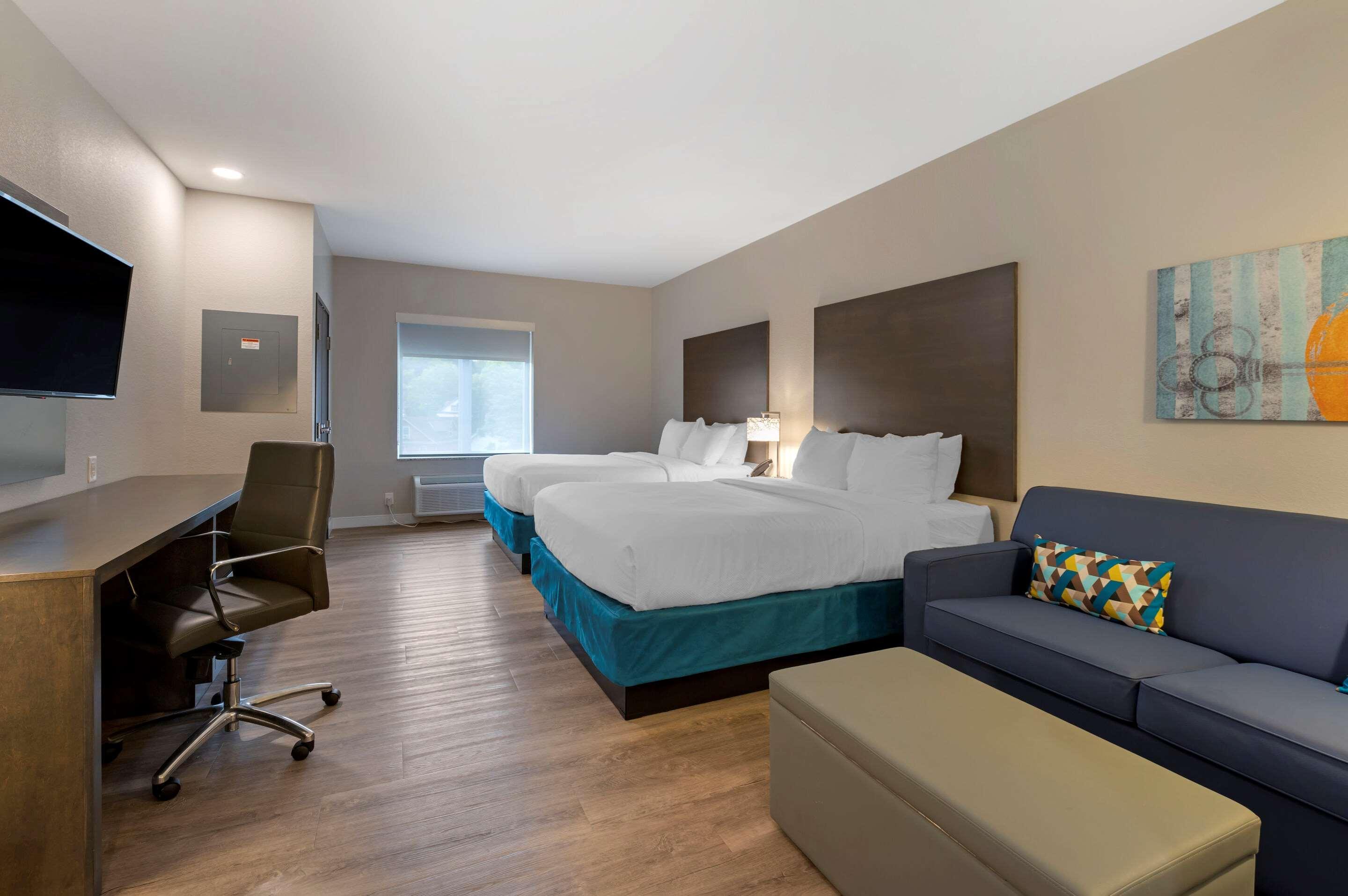 Mainstay Suites Cincinnati University - Uptown ภายนอก รูปภาพ