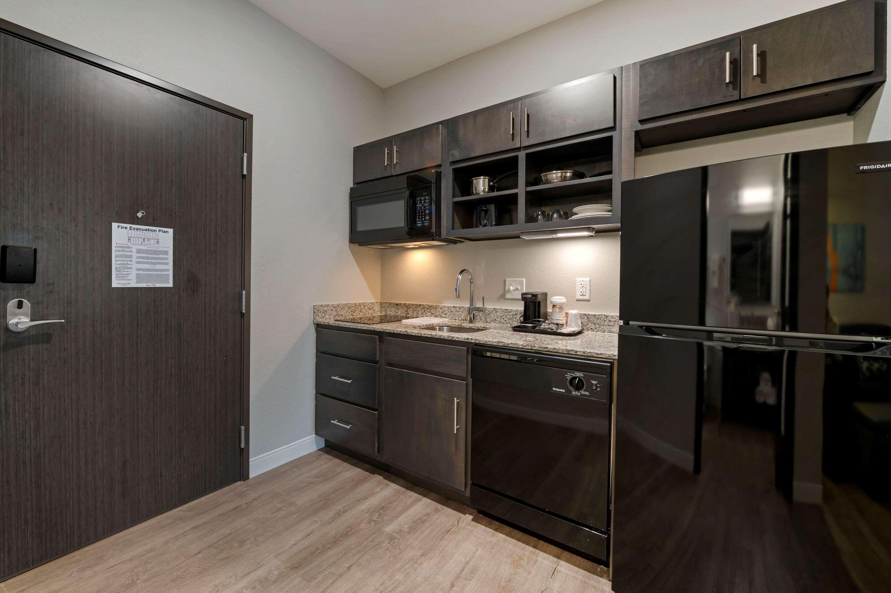 Mainstay Suites Cincinnati University - Uptown ภายนอก รูปภาพ