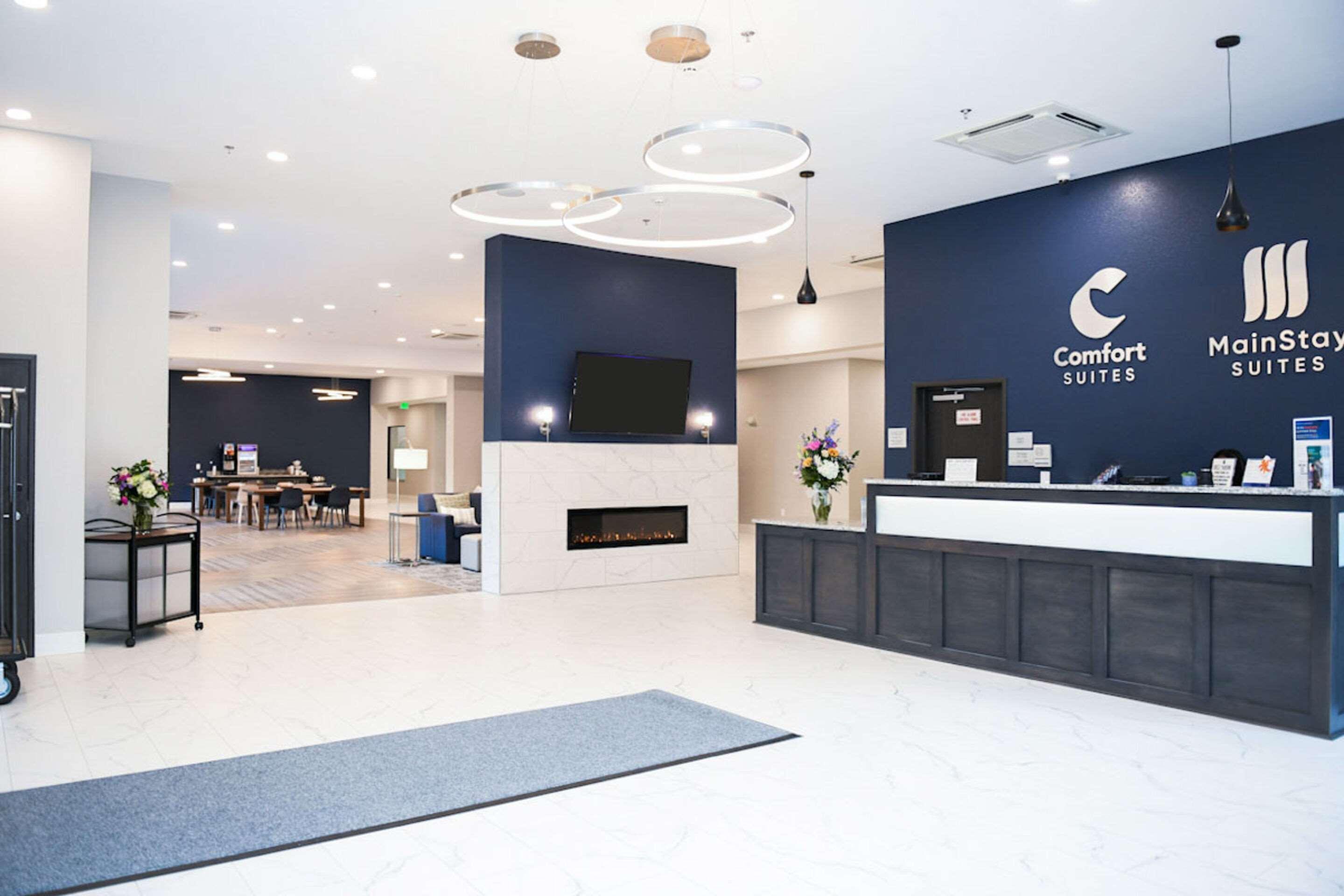 Mainstay Suites Cincinnati University - Uptown ภายนอก รูปภาพ
