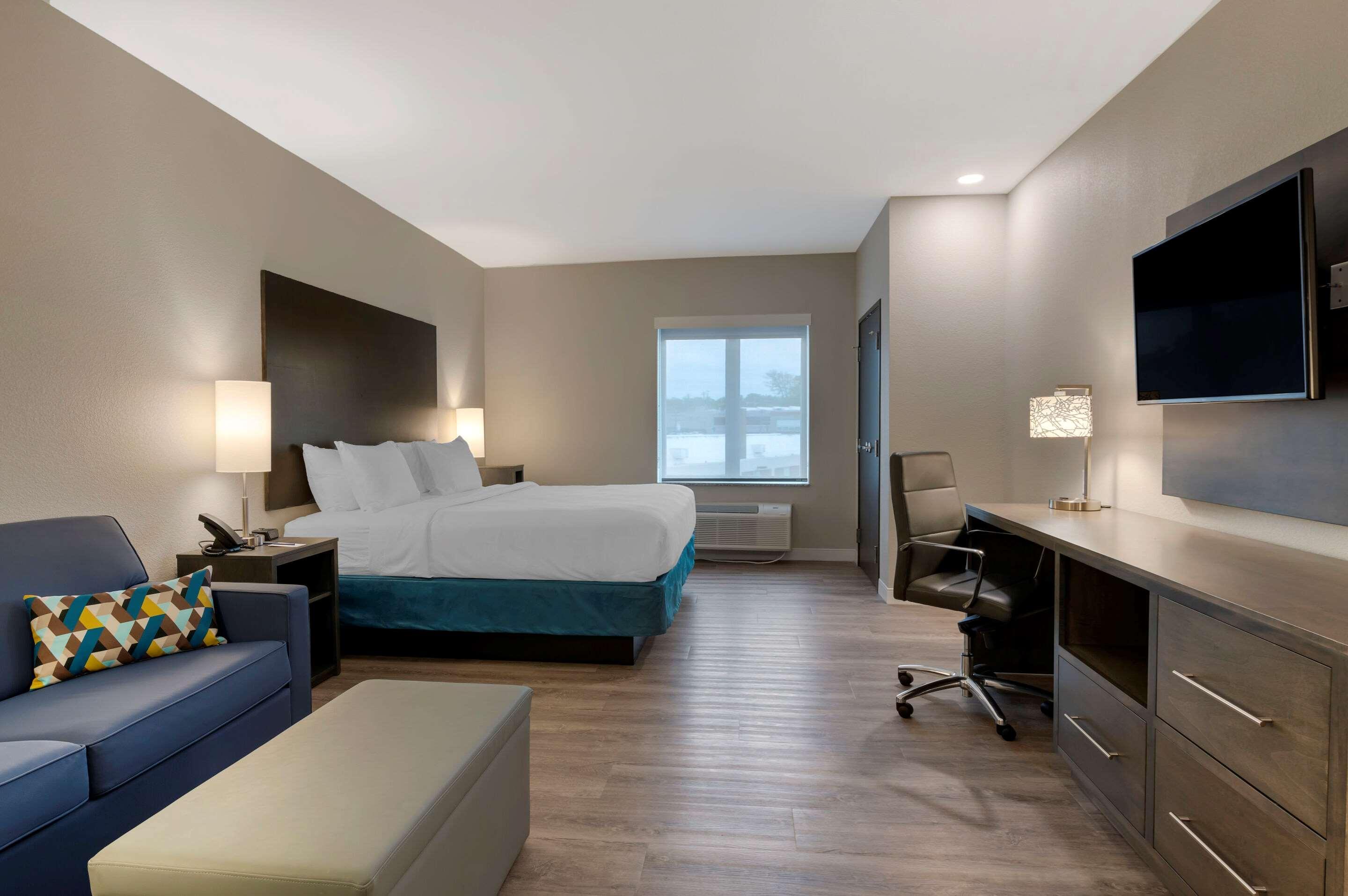 Mainstay Suites Cincinnati University - Uptown ภายนอก รูปภาพ