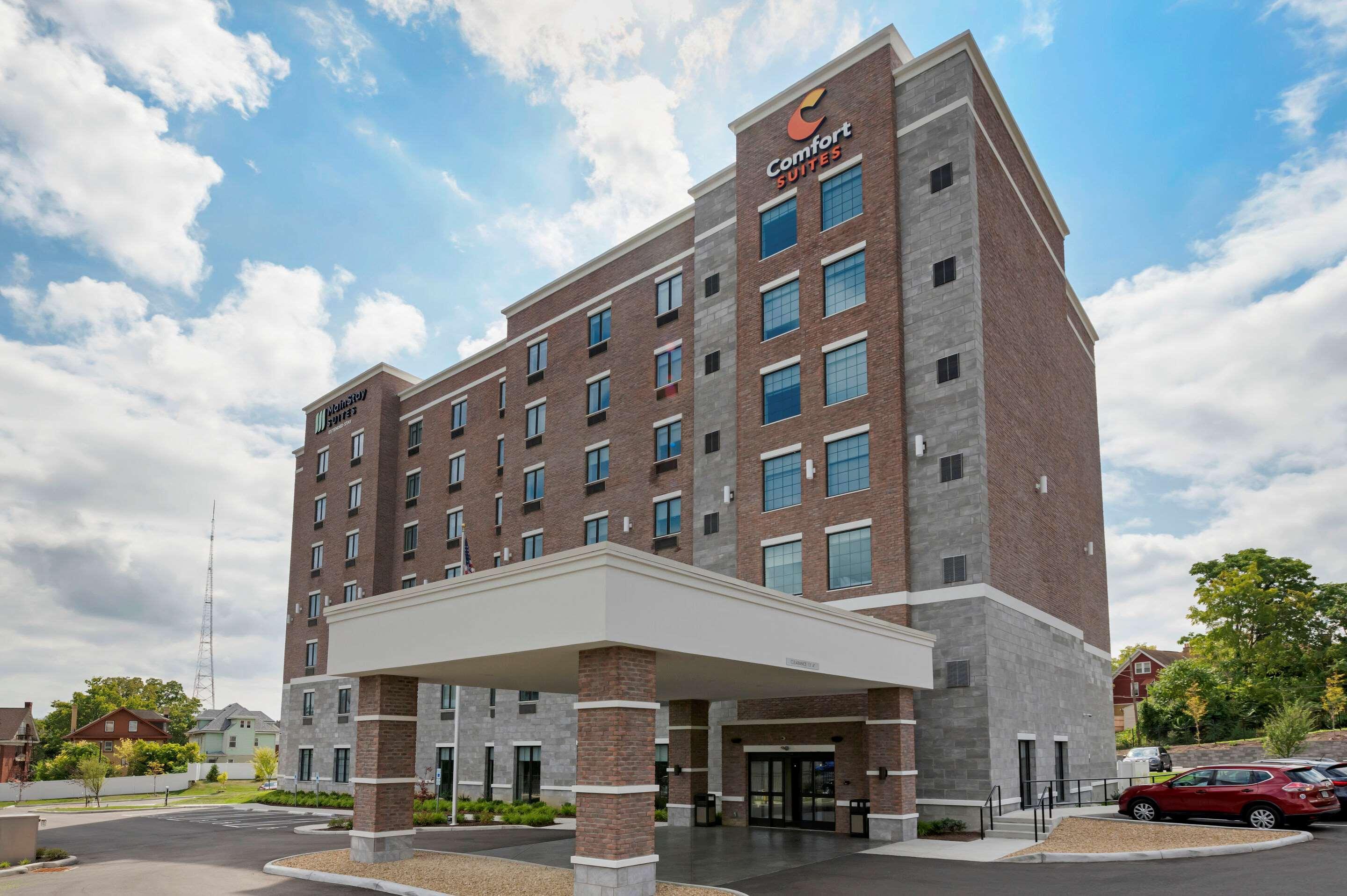 Mainstay Suites Cincinnati University - Uptown ภายนอก รูปภาพ