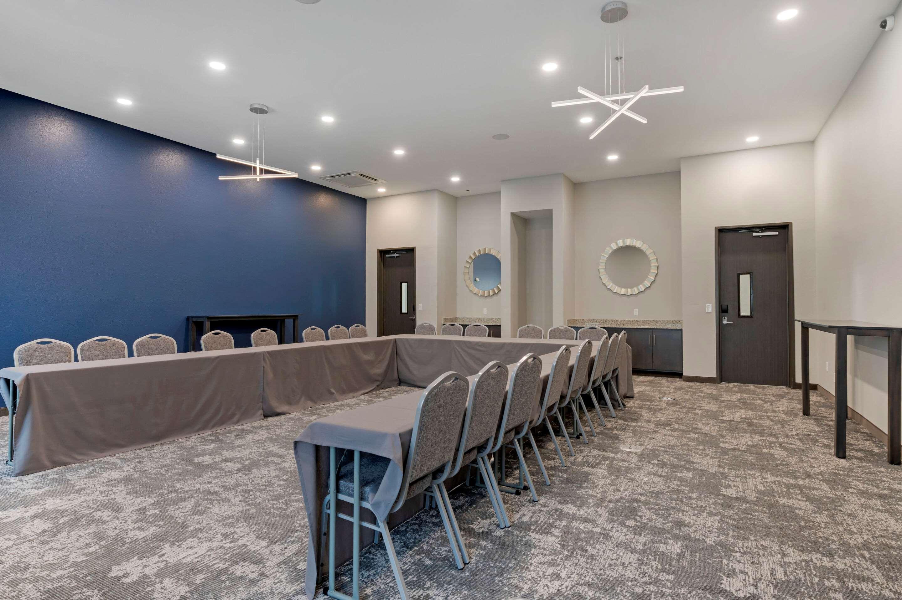 Mainstay Suites Cincinnati University - Uptown ภายนอก รูปภาพ